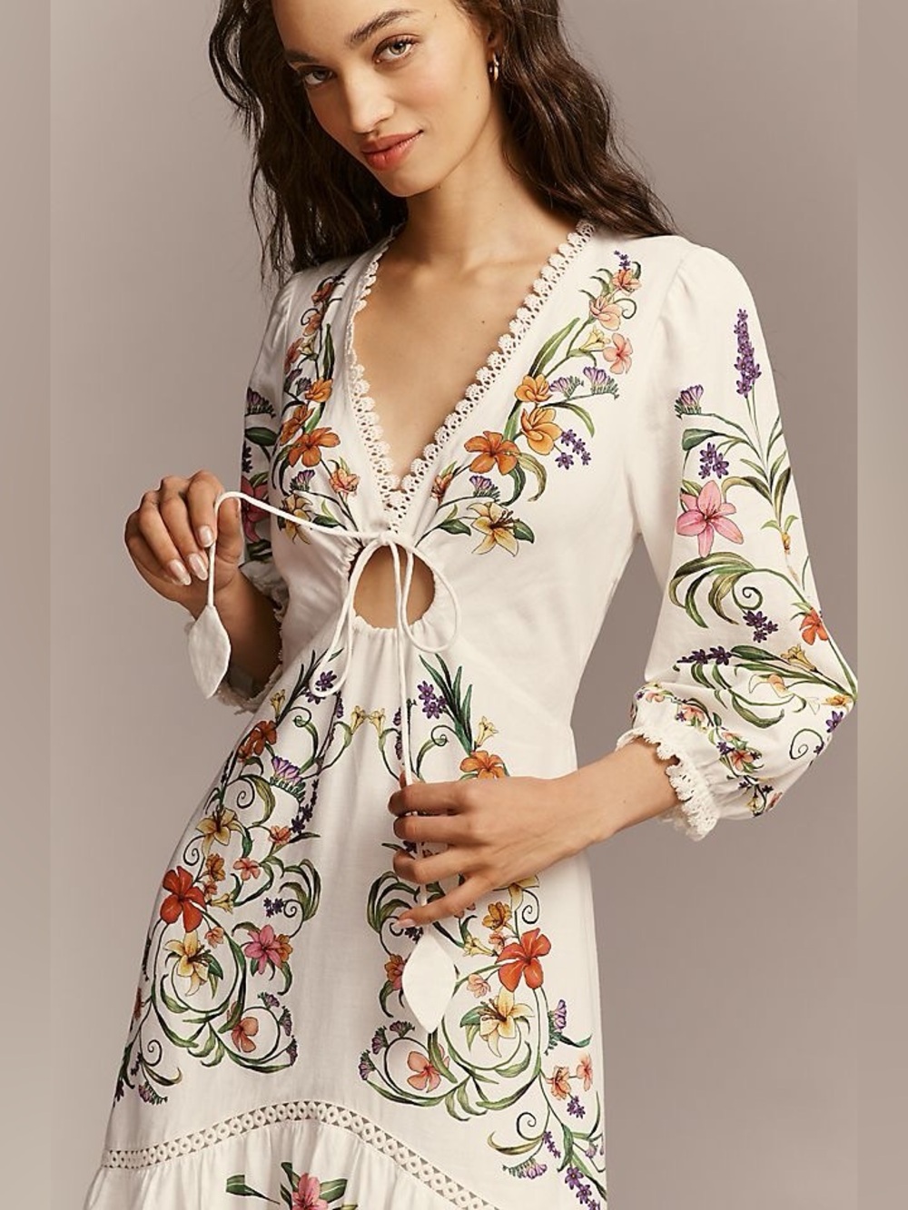 FARM Rio White Floral Printed Linen Blend Cutout Maxi Dress Size Medium NWT - Picture 8 of 11